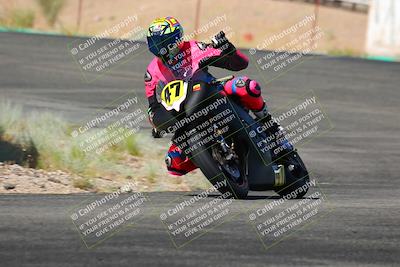 media/Jun-04-2022-WERA (Sat) [[b852bbbd55]]/Practice Races/5-750cc and up novices/